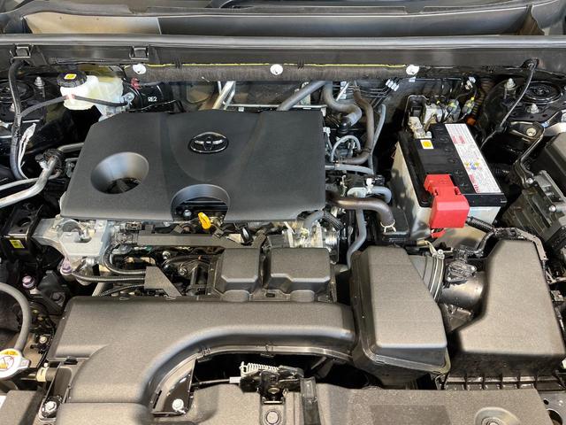 ＲＡＶ４ アドベンチャー　純正１０．５型ナビ　４ＷＤ　バックカメラ　衝突軽減　レーダークルーズ　禁煙車　ハーフレザーシート　前席シートエアコン　パワーシート　ドラレコ　コーナーセンサー　スマートキー　ＬＥＤヘッド　ルーフレール（18枚目）