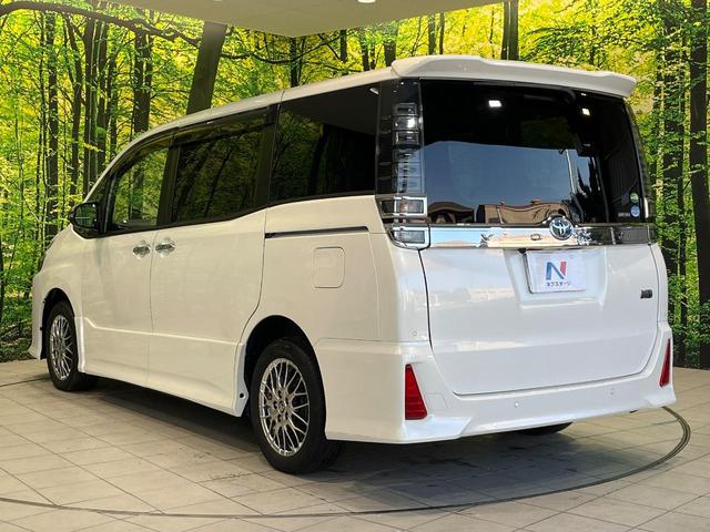 ヴォクシー ハイブリッドＺＳ　煌ＩＩＩ　両側電動ドア　純正９型ナビ　後席モニター　バックカメラ　衝突被害軽減システム　禁煙車　ハーフレザーシート　ドラレコ　コーナーセンサー　スマートキー　ＬＥＤヘッド　ビルトインＥＴＣ　クルコン（65枚目）