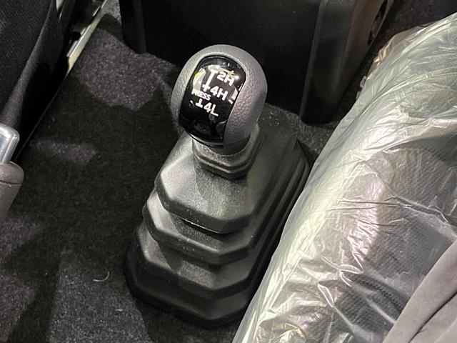 ジムニーシエラ JC 登録済未使用車 4WD スズキセーフティサポート レーダークルーズ シートヒーター 禁煙車 コーナーセンサー スマートキー LEDヘッド オートハイビーム 車線逸脱警報 オートライト オートエアコン(24枚目)