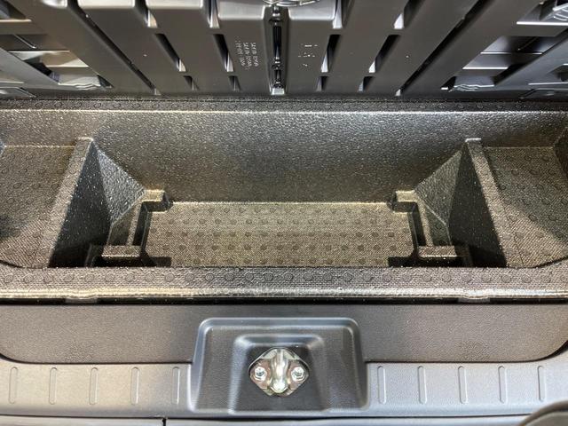 タント ファンクロスターボ　９型ディスプレイオーディオ　両側電動ドア　全周囲カメラ　衝突被害軽減システム　レーダークルーズ　禁煙車　ドラレコ　スマートキー　ＬＥＤヘッド　ルーフレール　ＥＴＣ（41枚目）