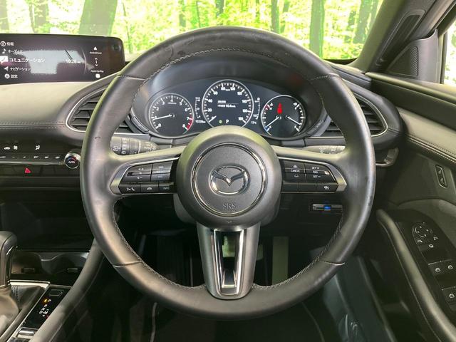 ＭＡＺＤＡ３ファストバック １５Ｓツーリング　ＳＤナビ　全周囲カメラ　衝突被害軽減システム　レーダークルーズ　禁煙車　コーナーセンサー　スマートキー　ＬＥＤヘッド　ビルトインＥＴＣ　純正１８インチアルミ　オートハイビーム　車線逸脱警報（11枚目）