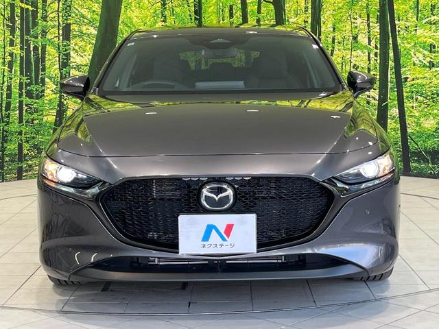 ＭＡＺＤＡ３ファストバック １５Ｓツーリング　ＳＤナビ　全周囲カメラ　衝突被害軽減システム　レーダークルーズ　禁煙車　コーナーセンサー　スマートキー　ＬＥＤヘッド　ビルトインＥＴＣ　純正１８インチアルミ　オートハイビーム　車線逸脱警報（14枚目）