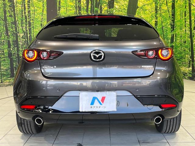 ＭＡＺＤＡ３ファストバック １５Ｓツーリング　ＳＤナビ　全周囲カメラ　衝突被害軽減システム　レーダークルーズ　禁煙車　コーナーセンサー　スマートキー　ＬＥＤヘッド　ビルトインＥＴＣ　純正１８インチアルミ　オートハイビーム　車線逸脱警報（15枚目）