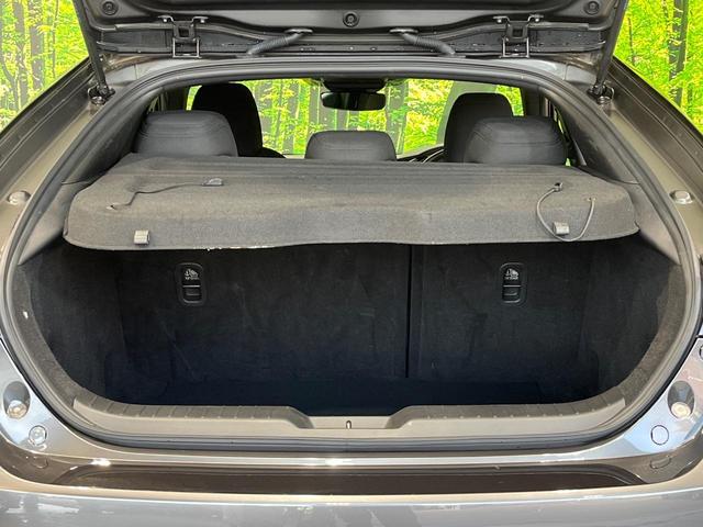 ＭＡＺＤＡ３ファストバック １５Ｓツーリング　ＳＤナビ　全周囲カメラ　衝突被害軽減システム　レーダークルーズ　禁煙車　コーナーセンサー　スマートキー　ＬＥＤヘッド　ビルトインＥＴＣ　純正１８インチアルミ　オートハイビーム　車線逸脱警報（45枚目）