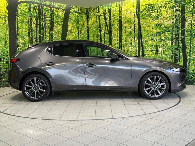ＭＡＺＤＡ３ファストバック １５Ｓツーリング　ＳＤナビ　全周囲カメラ　衝突被害軽減システム　レーダークルーズ　禁煙車　コーナーセンサー　スマートキー　ＬＥＤヘッド　ビルトインＥＴＣ　純正１８インチアルミ　オートハイビーム　車線逸脱警報（53枚目）