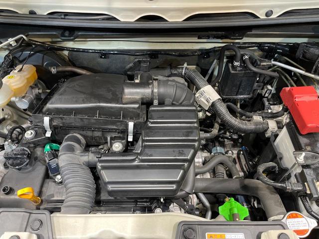 アルトラパン Ｘ　純正８型ナビ　全周囲カメラ　禁煙車　コーナーセンサー　スマートキー　ＨＩＤヘッド　ビルトインＥＴＣ　純正１４インチアルミ　オートエアコン　Ｂｌｕｅｔｏｏｔｈ　ＣＤ　ＤＶＤ再生　フルセグ（18枚目）