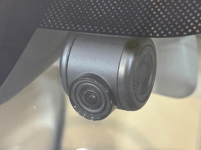 アルトラパン Ｘ　純正８型ナビ　全周囲カメラ　禁煙車　コーナーセンサー　スマートキー　ＨＩＤヘッド　ビルトインＥＴＣ　純正１４インチアルミ　オートエアコン　Ｂｌｕｅｔｏｏｔｈ　ＣＤ　ＤＶＤ再生　フルセグ（23枚目）