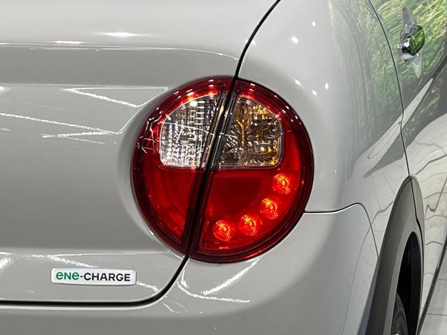 アルトラパン Ｘ　純正８型ナビ　全周囲カメラ　禁煙車　コーナーセンサー　スマートキー　ＨＩＤヘッド　ビルトインＥＴＣ　純正１４インチアルミ　オートエアコン　Ｂｌｕｅｔｏｏｔｈ　ＣＤ　ＤＶＤ再生　フルセグ（51枚目）