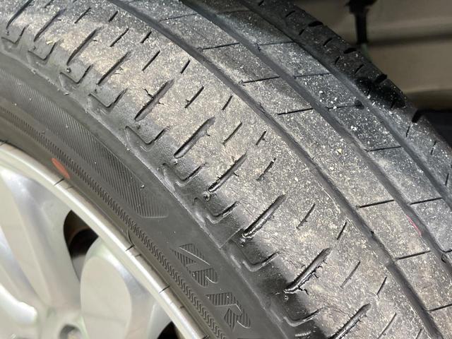 アルトラパン Ｘ　純正８型ナビ　全周囲カメラ　禁煙車　コーナーセンサー　スマートキー　ＨＩＤヘッド　ビルトインＥＴＣ　純正１４インチアルミ　オートエアコン　Ｂｌｕｅｔｏｏｔｈ　ＣＤ　ＤＶＤ再生　フルセグ（59枚目）