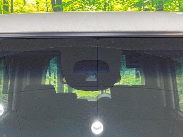 N-BOX G SSパッケージ 純正SDナビ バックカメラ 衝突軽減システム 両側パワースライドドア ETC スマートキー アイドリングストップ 純正14インチアルミホイール TV視聴 CD/DVD再生 Blueto(3枚目)