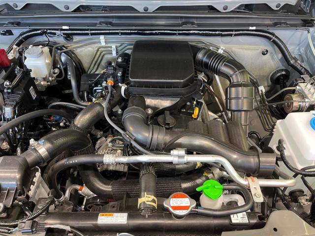 ジムニー XC 4WD 届出済未使用車 衝突被害軽減システム コーナーセンサー スマートキー LEDヘッド 純正16インチアルミ オートハイビーム 車線逸脱警報 オートライト オートエアコン(18枚目)