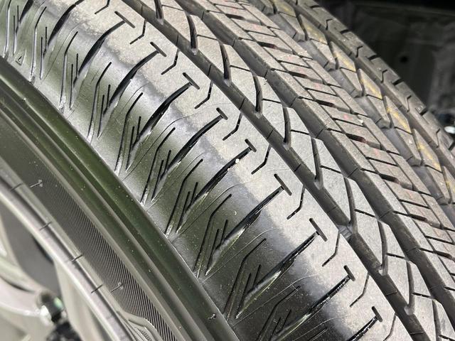 ジムニー XC 4WD 届出済未使用車 衝突被害軽減システム コーナーセンサー スマートキー LEDヘッド 純正16インチアルミ オートハイビーム 車線逸脱警報 オートライト オートエアコン(53枚目)