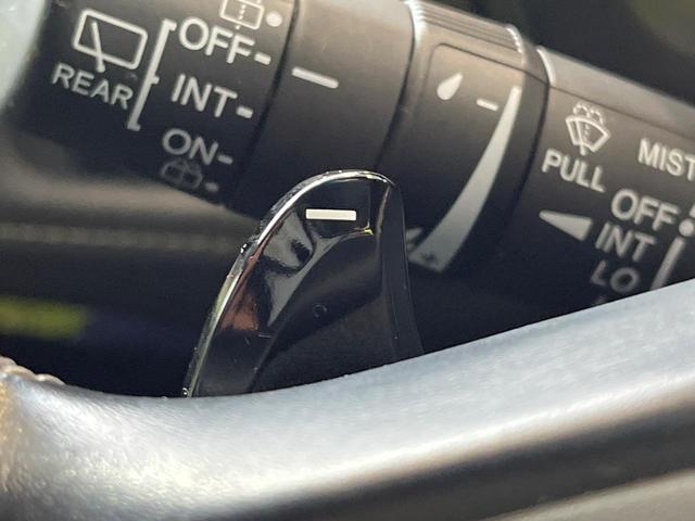 ヴェゼル ハイブリッドRS・ホンダセンシング 純正SDナビ バックカメラ 衝突被害軽減システム ハーフレザーシート スマートキー LEDヘッド ビルトインETC 純正18インチアルミ オートライト デュアルエアコン Bluetooth CD(29枚目)