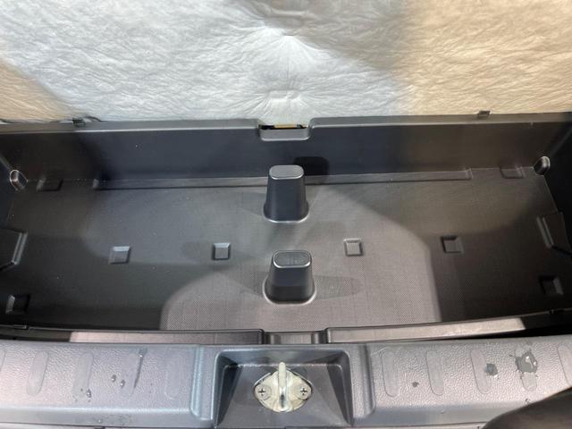 アルトラパン Xセレクション シートヒーター ETC HIDヘッドライト オートエアコン オートライト アイドリングストップ キーレス&プッシュスタート プライバシーガラス イモビライザー ドアバイザー 禁煙車(30枚目)