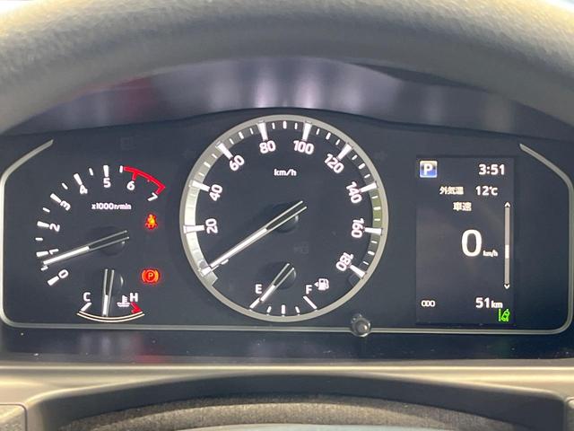 ハイエースワゴン GL セーフティセンス 純正ナビ 全周囲カメラ デジタルインナーミラー 電動スライドドア オートエアコン ウッドコンビステアリング 横滑り防止 オートライト スマートキー&プッシュスタート(24枚目)