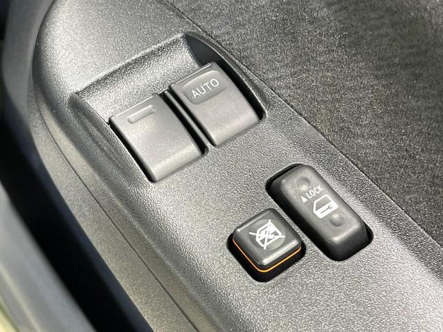 ハイエースワゴン GL セーフティセンス 純正ナビ 全周囲カメラ デジタルインナーミラー 電動スライドドア オートエアコン ウッドコンビステアリング 横滑り防止 オートライト スマートキー&プッシュスタート(33枚目)