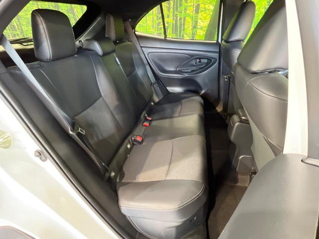 ヤリスクロス ハイブリッドZ 純正8型SDナビ 全周囲カメラ 衝突被害軽減システム レーダークルーズ シートヒーター 禁煙車 ハーフレザーシート パワーシート ドラレコ コーナーセンサー スマートキー LEDヘッド ETC(9枚目)