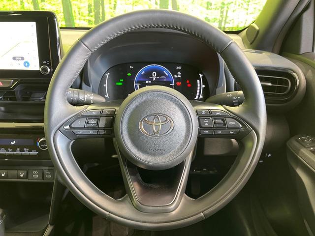 ヤリスクロス ハイブリッドZ 純正8型SDナビ 全周囲カメラ 衝突被害軽減システム レーダークルーズ シートヒーター 禁煙車 ハーフレザーシート パワーシート ドラレコ コーナーセンサー スマートキー LEDヘッド ETC(11枚目)