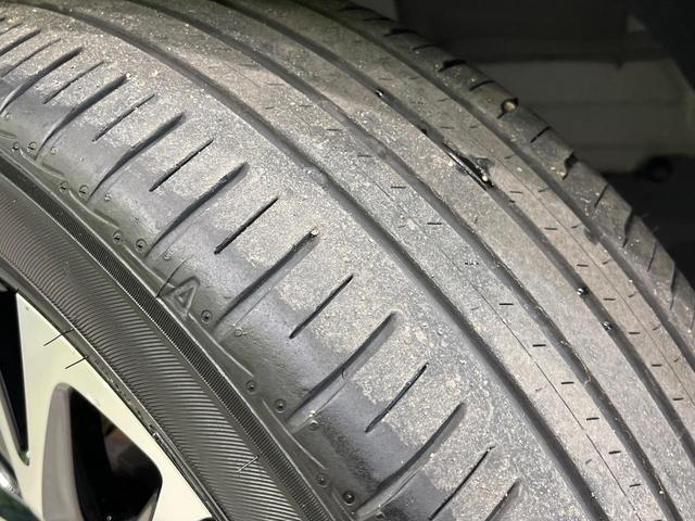 ヤリスクロス ハイブリッドZ 純正8型SDナビ 全周囲カメラ 衝突被害軽減システム レーダークルーズ シートヒーター 禁煙車 ハーフレザーシート パワーシート ドラレコ コーナーセンサー スマートキー LEDヘッド ETC(61枚目)