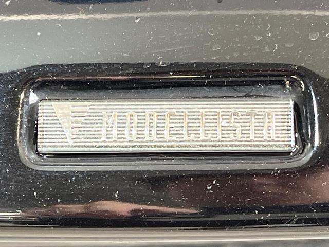 プリウス Aツーリングセレクション モデリスタ 純正SDナビ バックカメラ 衝突被害軽減システム レーダークルーズ ハーフレザーシート パワーシート ドラレコ コーナーセンサー スマートキー LEDヘッド ETC 純正17インチアルミ(3枚目)