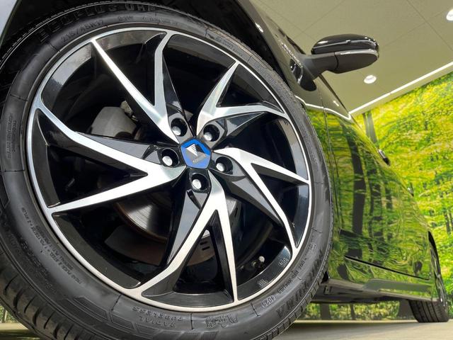 プリウス Aツーリングセレクション モデリスタ 純正SDナビ バックカメラ 衝突被害軽減システム レーダークルーズ ハーフレザーシート パワーシート ドラレコ コーナーセンサー スマートキー LEDヘッド ETC 純正17インチアルミ(13枚目)