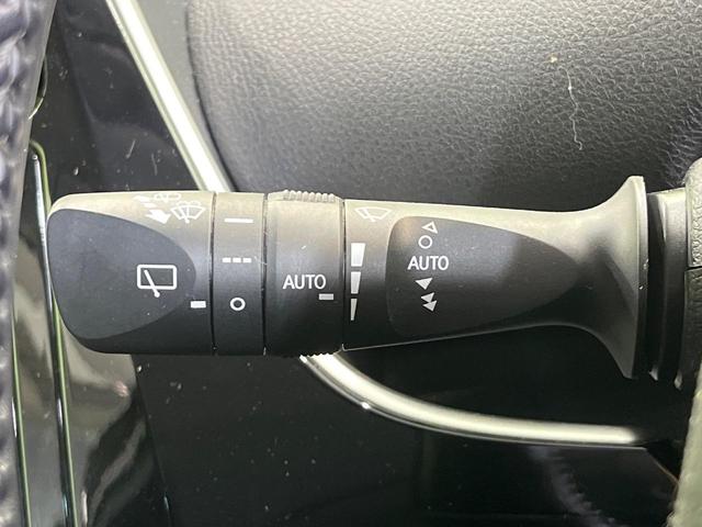 プリウス Aツーリングセレクション モデリスタ 純正SDナビ バックカメラ 衝突被害軽減システム レーダークルーズ ハーフレザーシート パワーシート ドラレコ コーナーセンサー スマートキー LEDヘッド ETC 純正17インチアルミ(30枚目)