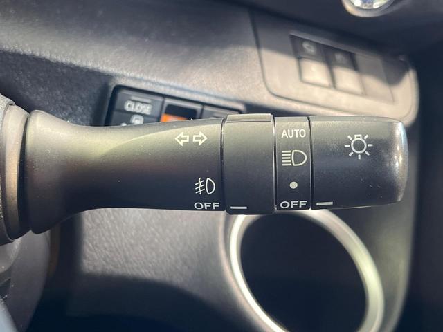 シエンタ ハイブリッドG クエロ 両側電動ドア 純正9型ナビ 全周囲カメラ 衝突被害軽減システム 禁煙車 ハーフレザーシート ドラレコ コーナーセンサー スマートキー LEDヘッド ナビ連動ETC クルコン 純正15インチアルミ(54枚目)