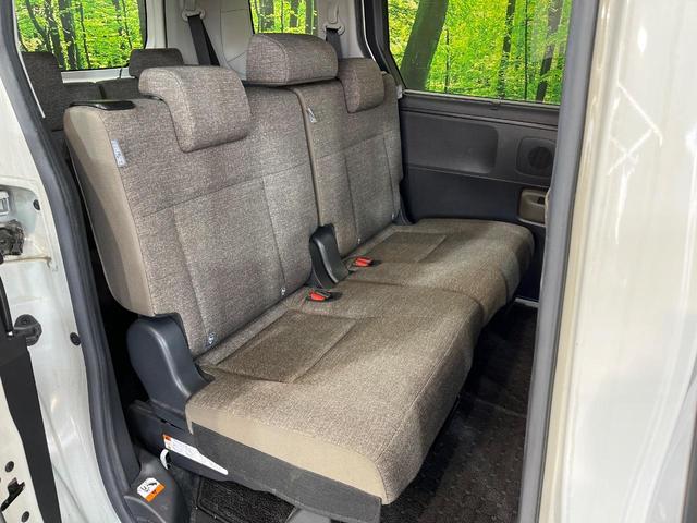 シエンタ Z 両側電動ドア 純正SDナビ バックカメラ 衝突被害軽減システム レーダークルーズ 禁煙車 コーナーセンサー スマートキー LEDヘッド ビルトインETC 純正15インチアルミ オートハイビーム(9枚目)