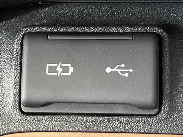 シエンタ Z 両側電動ドア 純正SDナビ バックカメラ 衝突被害軽減システム レーダークルーズ 禁煙車 コーナーセンサー スマートキー LEDヘッド ビルトインETC 純正15インチアルミ オートハイビーム(32枚目)