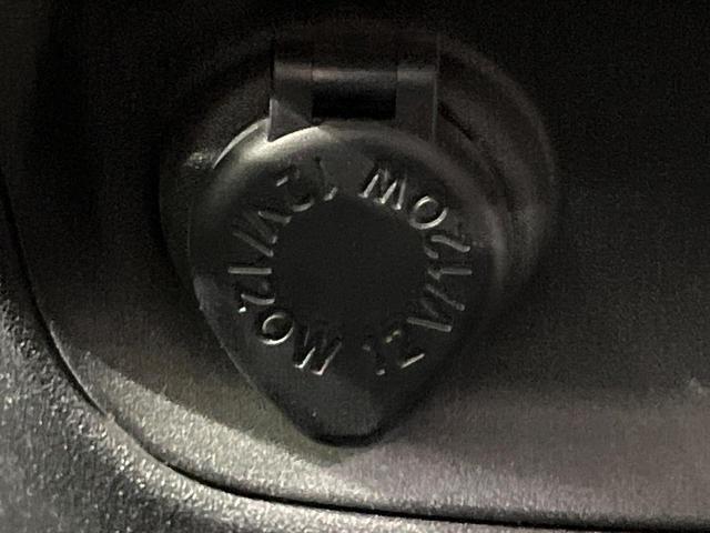 シエンタ Z 両側電動ドア 純正SDナビ バックカメラ 衝突被害軽減システム レーダークルーズ 禁煙車 コーナーセンサー スマートキー LEDヘッド ビルトインETC 純正15インチアルミ オートハイビーム(35枚目)