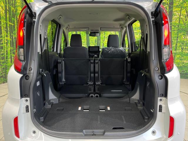 シエンタ ハイブリッドX 登録済み未使用車 セーフティセンス 電動スライドドア レーダークルーズコントロール アダプティブハイビーム 踏み間違い防止 オートエアコン スマートキー&プッシュスタート 電動格納ミラー(11枚目)