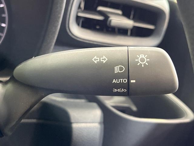 シエンタ ハイブリッドX 登録済み未使用車 セーフティセンス 電動スライドドア レーダークルーズコントロール アダプティブハイビーム 踏み間違い防止 オートエアコン スマートキー&プッシュスタート 電動格納ミラー(27枚目)