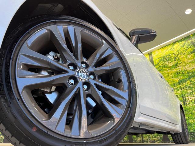 カローラツーリング ハイブリッド ダブルバイビー 純正10.5型ナビ バックカメラ 衝突被害軽減システム レーダークルーズ 禁煙車 ハーフレザーシート ドラレコ コーナーセンサー スマートキー LEDヘッド ETC2.0 純正17インチアルミ(12枚目)