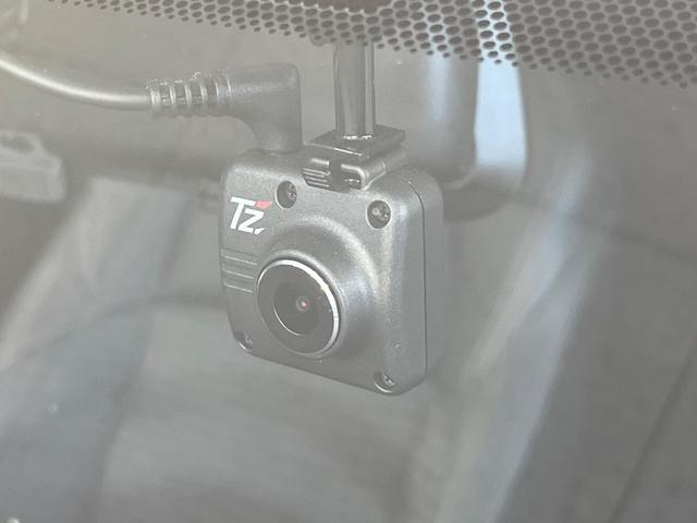 カローラツーリング ハイブリッド ダブルバイビー 純正10.5型ナビ バックカメラ 衝突被害軽減システム レーダークルーズ 禁煙車 ハーフレザーシート ドラレコ コーナーセンサー スマートキー LEDヘッド ETC2.0 純正17インチアルミ(31枚目)