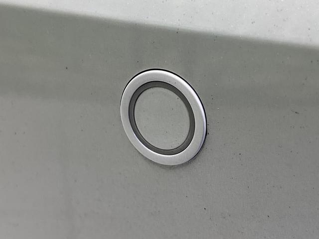 カローラツーリング ハイブリッド ダブルバイビー 純正10.5型ナビ バックカメラ 衝突被害軽減システム レーダークルーズ 禁煙車 ハーフレザーシート ドラレコ コーナーセンサー スマートキー LEDヘッド ETC2.0 純正17インチアルミ(34枚目)