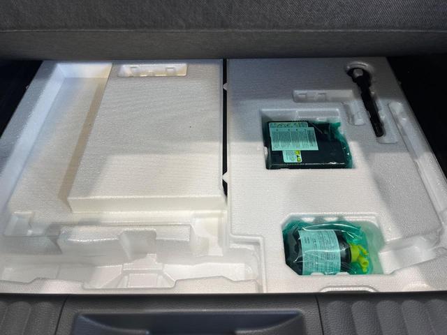 プリウス X 8型ディスプレイオーディオ バックカメラ 100V電源 衝突被害軽減システム レーダークルーズ 禁煙車 ドラレコ コーナーセンサー スマートキー LED ETC オートハイビーム(41枚目)