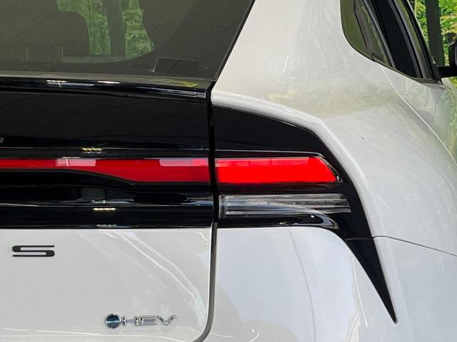 プリウス X 8型ディスプレイオーディオ バックカメラ 100V電源 衝突被害軽減システム レーダークルーズ 禁煙車 ドラレコ コーナーセンサー スマートキー LED ETC オートハイビーム(49枚目)