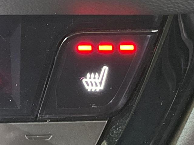 ヴェゼル e:HEV Z SDナビ バックカメラ 衝突被害軽減システム 禁煙車 電動リアゲート ハーフレザーシート ドラレコ コーナーセンサー スマートキー LEDヘッド ETC 純正18インチアルミ オートハイビーム(7枚目)