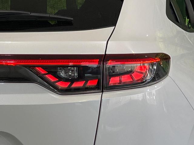 ヴェゼル e:HEV Z SDナビ バックカメラ 衝突被害軽減システム 禁煙車 電動リアゲート ハーフレザーシート ドラレコ コーナーセンサー スマートキー LEDヘッド ETC 純正18インチアルミ オートハイビーム(56枚目)