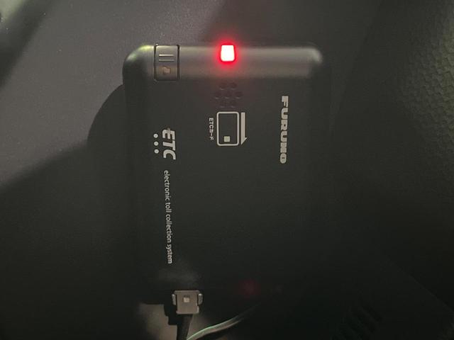 ルーミー カスタムG スマアシ SDナビ 両側電動スライドドア 前席シートヒーター バックカメラ 電子パーキング ドラレコ ETC コーナーセンサー アイドリングストップ ロールサンシェード 電動格納ミラー 禁煙車(24枚目)