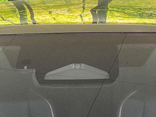 プリウス Ｚ　ガラスルーフ　フルエアロ　全周囲カメラ　衝突被害軽減システム　レーダークルーズ　禁煙車　電動リアゲート　ハーフレザーシート　前席シートエアコン　パワーシート　コーナーセンサー　スマートキー（55枚目）