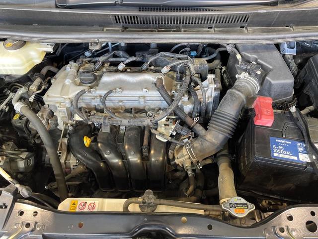 エスクァイア Gi 両側電動ドア 8インチナビ 後席モニター バックカメラ 衝突被害軽減システム 禁煙車 ドラレコ スマートキー LEDヘッド ETC クルコン 純正15インチアルミ オートハイビーム オートライト(19枚目)