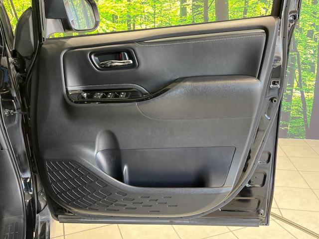 エスクァイア Gi 両側電動ドア 8インチナビ 後席モニター バックカメラ 衝突被害軽減システム 禁煙車 ドラレコ スマートキー LEDヘッド ETC クルコン 純正15インチアルミ オートハイビーム オートライト(50枚目)