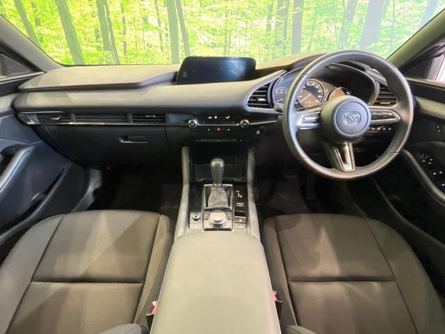 MAZDA3ファストバック 20Sプロアクティブ SD8型ナビ 全周囲カメラ 衝突被害軽減 レーダークルーズ 禁煙車 ドラレコ コーナーセンサー スマートキー LEDヘッド ビルトインETC 純正18インチアルミ オートハイビーム(2枚目)