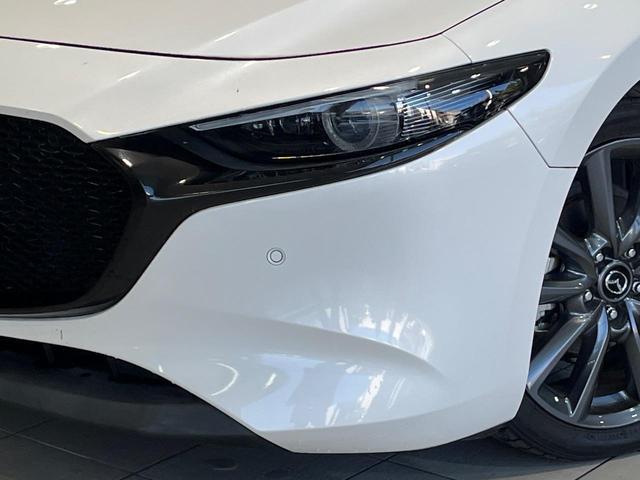 MAZDA3ファストバック 20Sプロアクティブ SD8型ナビ 全周囲カメラ 衝突被害軽減 レーダークルーズ 禁煙車 ドラレコ コーナーセンサー スマートキー LEDヘッド ビルトインETC 純正18インチアルミ オートハイビーム(12枚目)