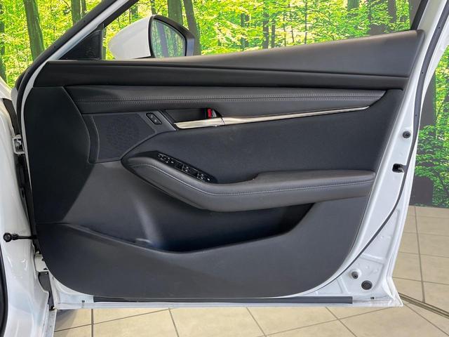 MAZDA3ファストバック 20Sプロアクティブ SD8型ナビ 全周囲カメラ 衝突被害軽減 レーダークルーズ 禁煙車 ドラレコ コーナーセンサー スマートキー LEDヘッド ビルトインETC 純正18インチアルミ オートハイビーム(47枚目)