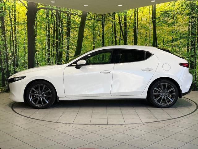 MAZDA3ファストバック 20Sプロアクティブ SD8型ナビ 全周囲カメラ 衝突被害軽減 レーダークルーズ 禁煙車 ドラレコ コーナーセンサー スマートキー LEDヘッド ビルトインETC 純正18インチアルミ オートハイビーム(56枚目)
