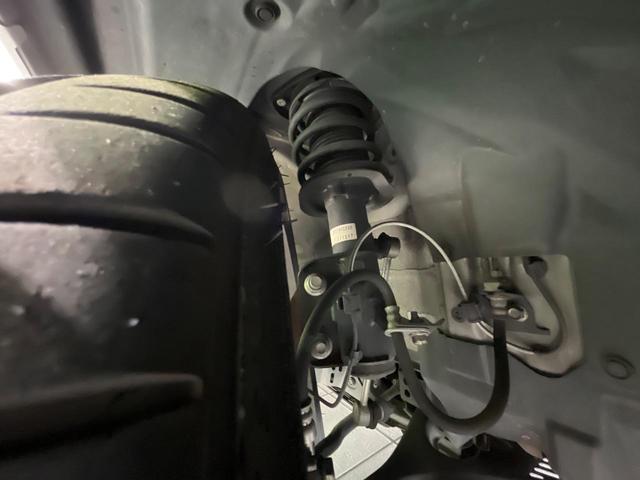 ＧＲ８６ ＲＺ　６ＭＴ車　ＳＤナビ　バックカメラ　禁煙車　ハーフレザーシート　スマートキー　ＬＥＤヘッド　ＥＴＣ　クルコン　純正１８インチアルミ　オートライト　デュアルエアコン　Ｂｌｕｅｔｏｏｔｈ　ＣＤ　ＤＶＤ再生（47枚目）