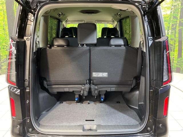 セレナ ハイウェイスターＶ　両側電動ドア　ＳＤナビ　バックカメラ　衝突被害軽減システム　禁煙車　ドラレコ　コーナーセンサー　スマートキー　ＬＥＤヘッド　ＥＴＣ　純正１６インチアルミ　オートハイビーム　オートライト（11枚目）