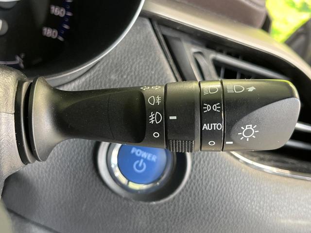 Ｃ－ＨＲ Ｇ　ＬＥＤエディション　ＢＩＧ－Ｘ９型ナビ　バックカメラ　衝突被害軽減　レーダークルーズ　禁煙車　ドラレコ　シートヒーター　コーナーセンサー　ＬＥＤヘッド　ＥＴＣ　純正１８インチアルミ　車線逸脱警報　オートライト（33枚目）